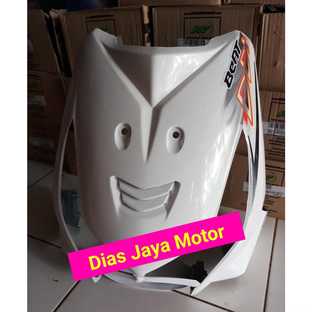 body motor beat.. Tameng dasi Beat karbu putih