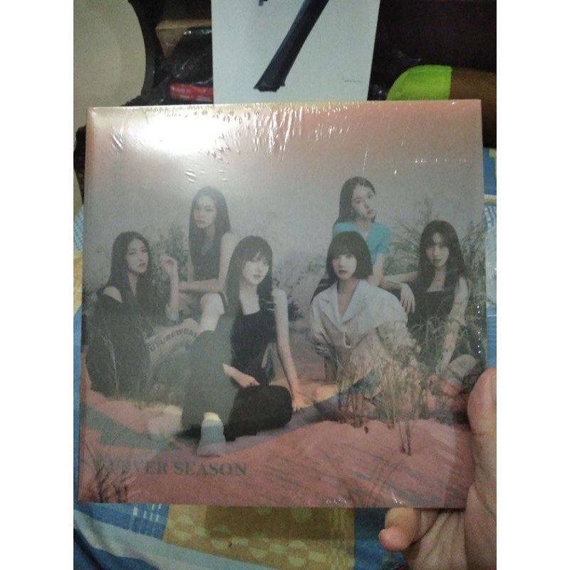 Album Gfriend Fever Season sealed