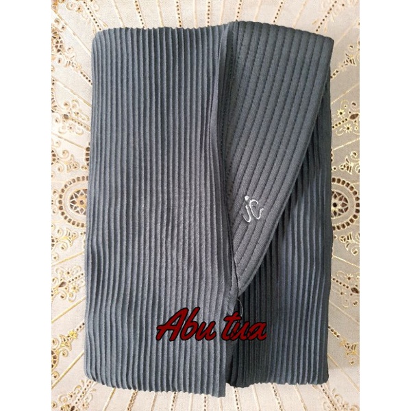 BERGO PLISKET GOTIK/JILBAB MURAH/KHIMAR INSTAN-Abu tua