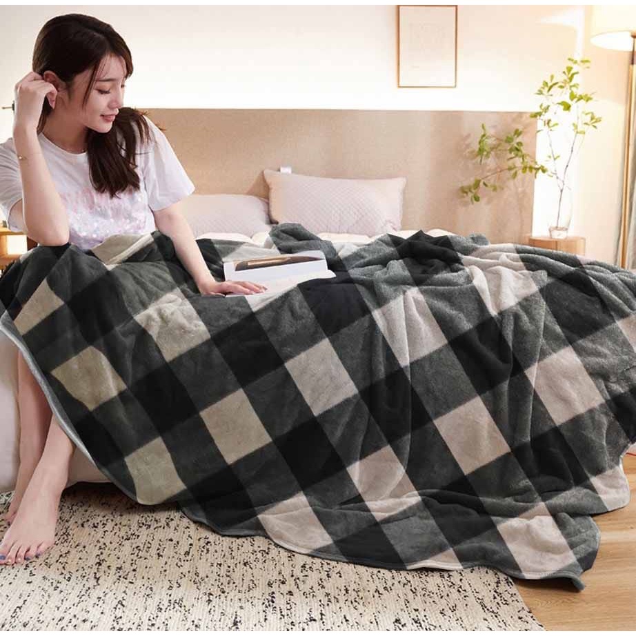 Selimut TRAVELLING Fanel Super Hangat uk 140x180 Motif kotak