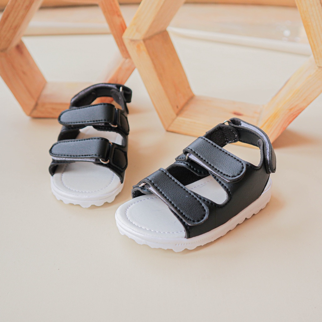 Sepatu Sendal Anak Bayi Prempuan dan Laki-Laki/ Unisex Usia 1 tahun - 4 tahun / Bahan Kulit Sintetis Sepatu Sendal Polos