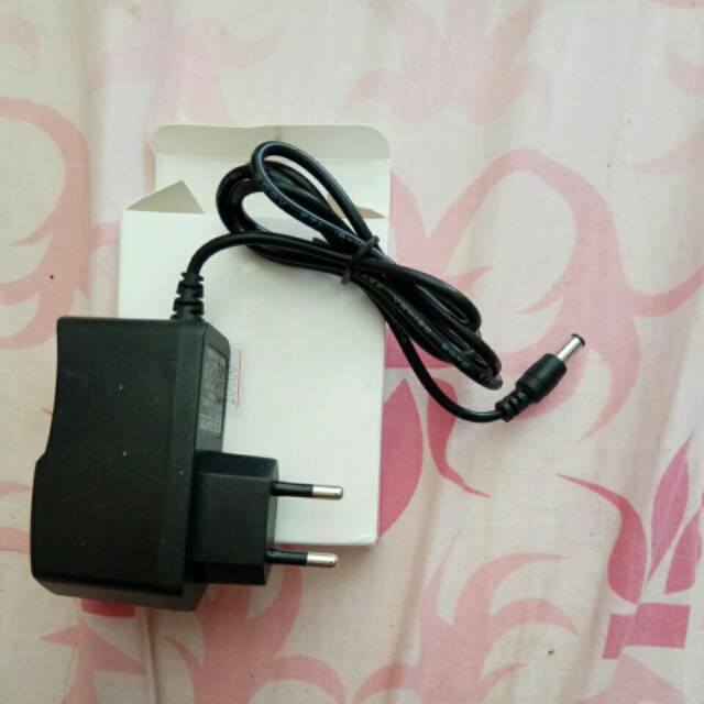 ADAPTOR LAMPU LED STRIP DC 12V