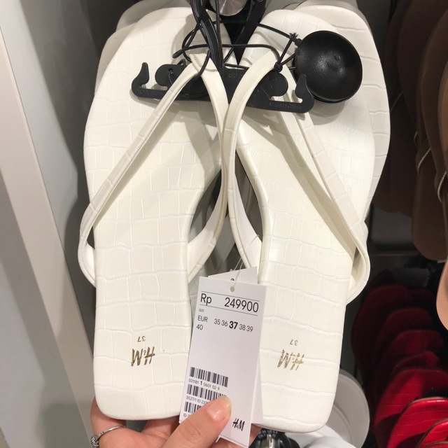 (JASTIP H&M) SANDALS FLAT CROCO (HARGA SUDAH TERMASUK JASTIP)
