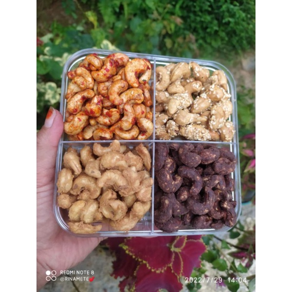 

KACANG METE MIX 4 VARIAN RASA -KACANG MEDE MATANG TOPLES VARIAN RASA/KACANG METE MATANG