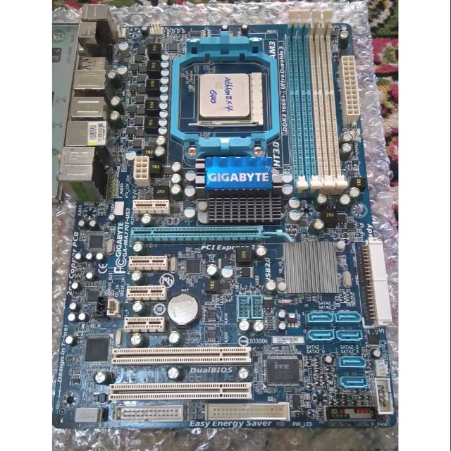 Mobo Am3 Gigabyte plus Athlon II X4 640
