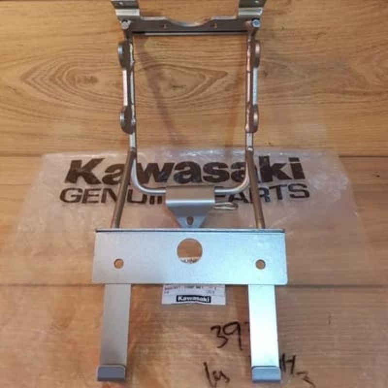 breket braket lampu bulat ninja SS/R old original kawasaki