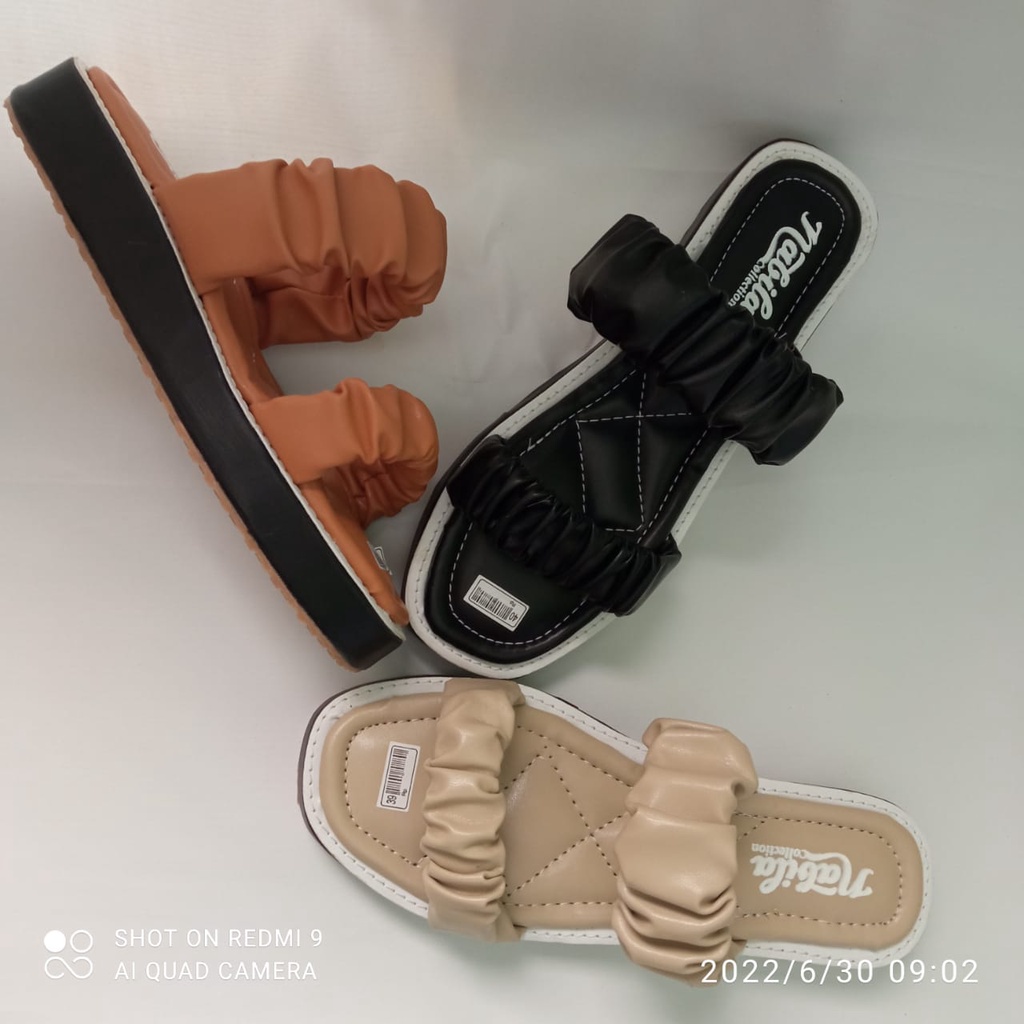 Sandal Flat Wanita DAVINA