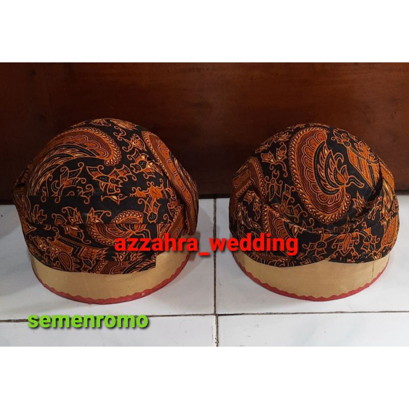 BLANGKON SOLO MOTIF BATIK