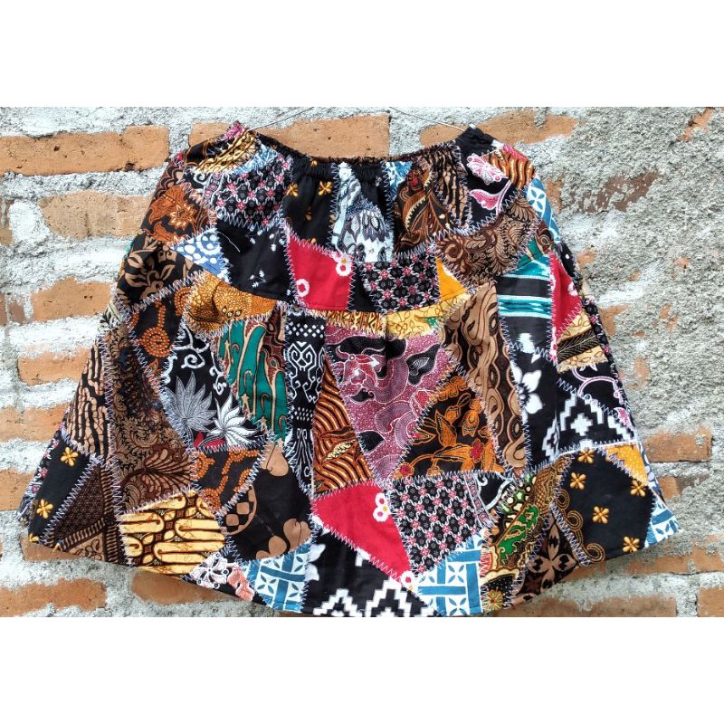 rok mini batik perca unik