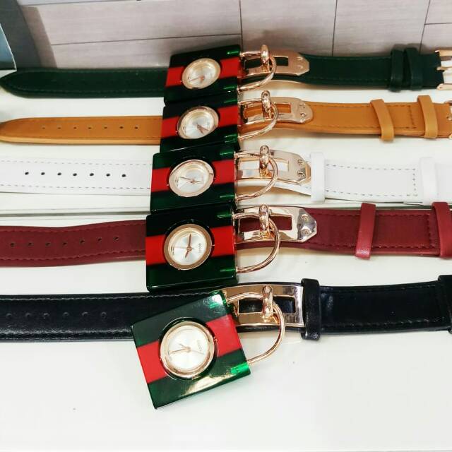 Stok jam tangan wanita gembok fashion