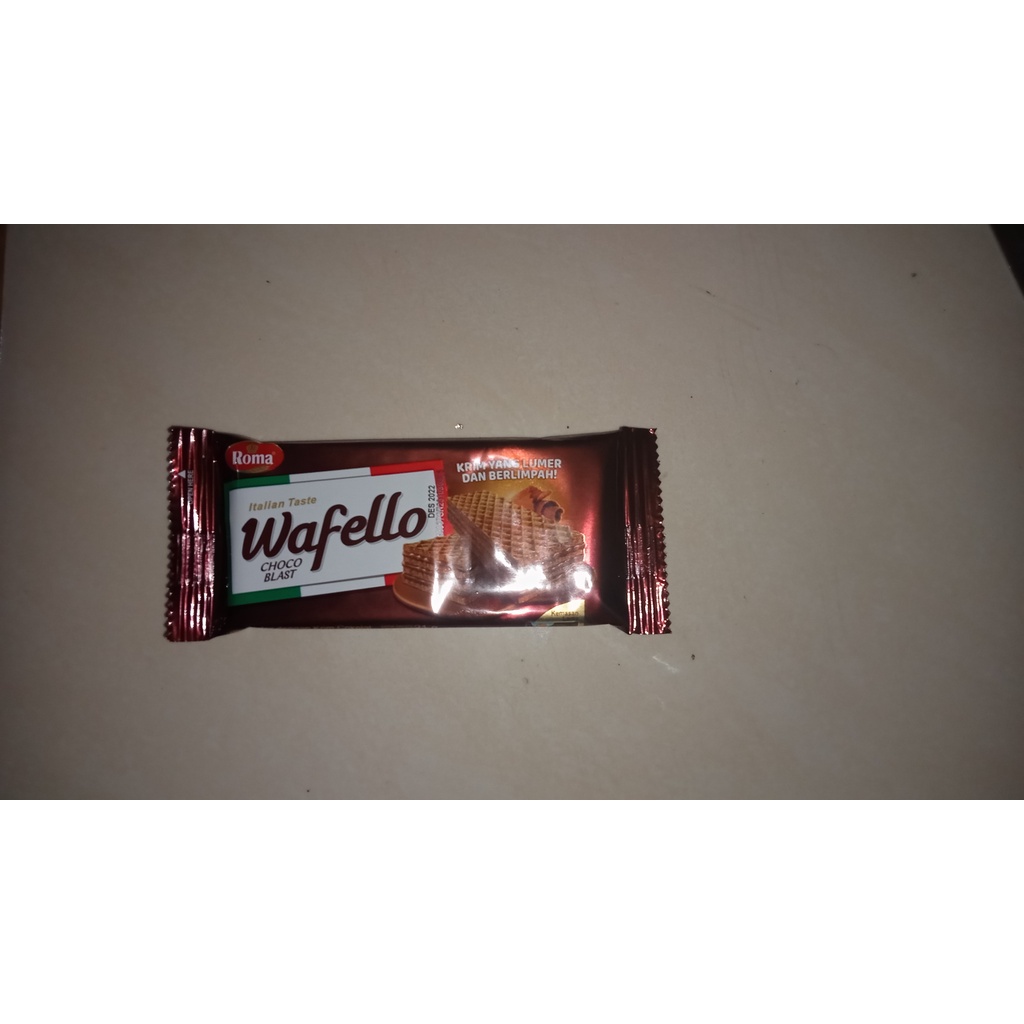 

roma wafello 20g rasa coklat cokelat wafer krim choco blast italian taste