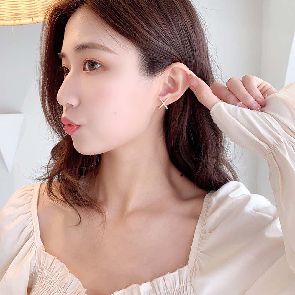 NEEDWAY X Earrings Logam Sederhana X shaped Stud Earrings Fashion Perhiasan Zirkon Salib X-shaped Women Earrings