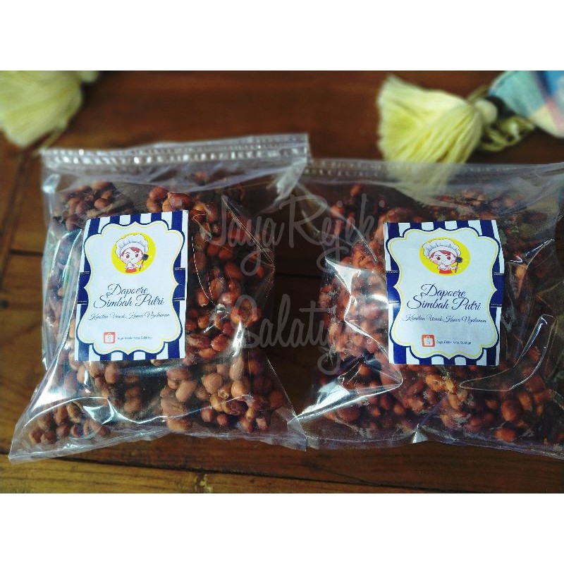 

Ampyang Gula Kacang / Kacang Gula Aren Salatiga