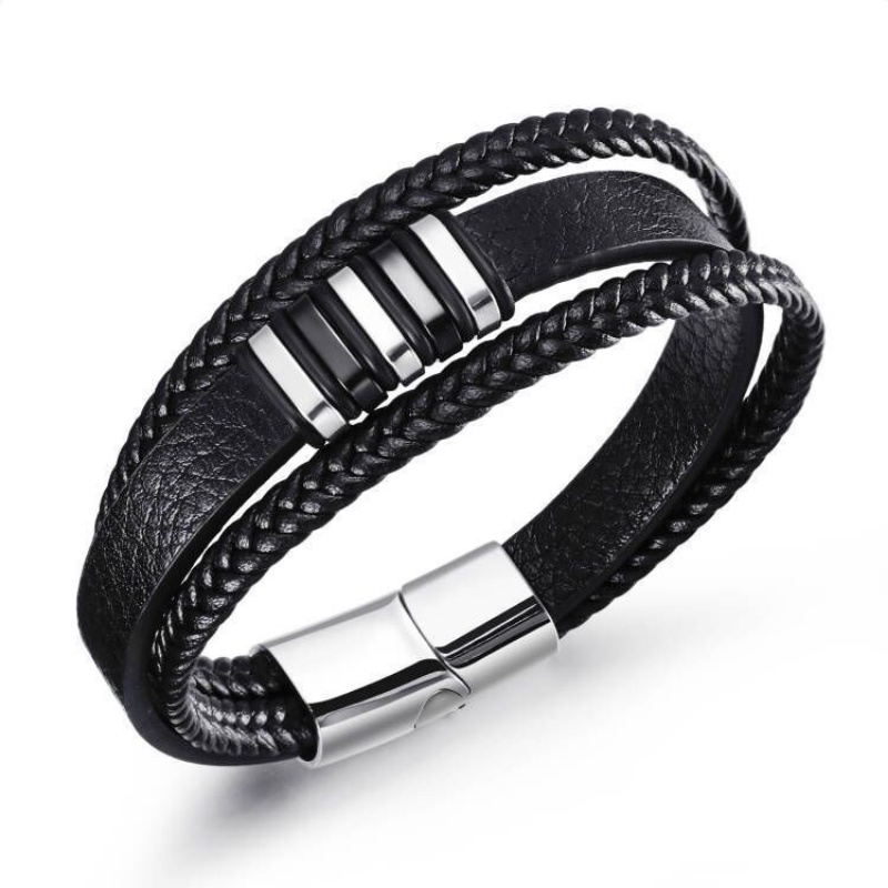 Gelang Multilayer Bahan Kulit Dan Titanium Steel Gaya Vintage Untuk Pria