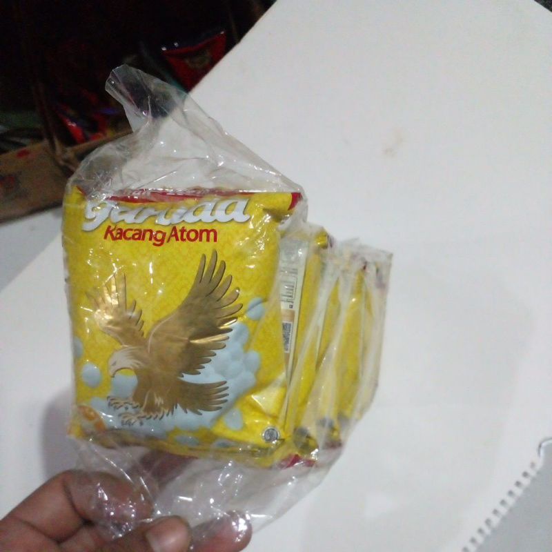 

GARUDA KACANG ATOM 1 RENTENG ISI 10 PCS