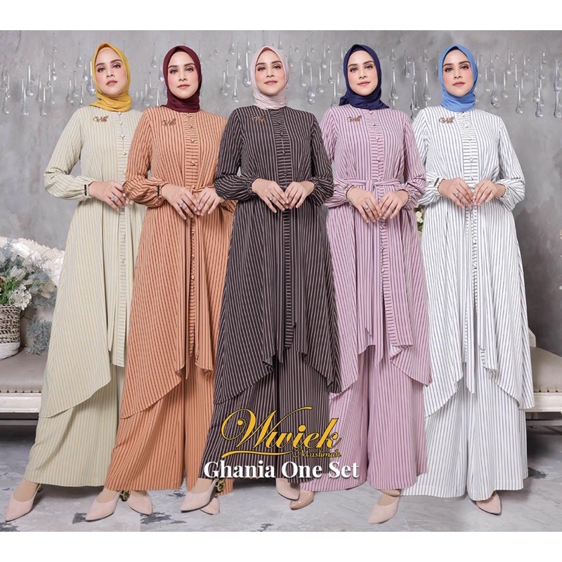 Ghania Oneset by Wwiek Muslimah