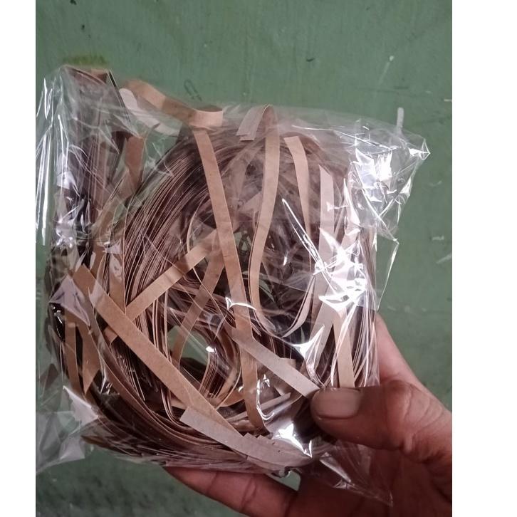 

Terbaru - Kertas shredded 1 kg/kertas suwir craf coklat natural ,.