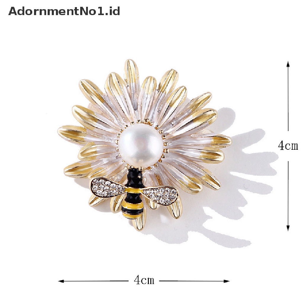 (AdornmentNo1) Bros pin enamel alloy Desain Kartun Lebah / Bunga Aster Gaya Korea