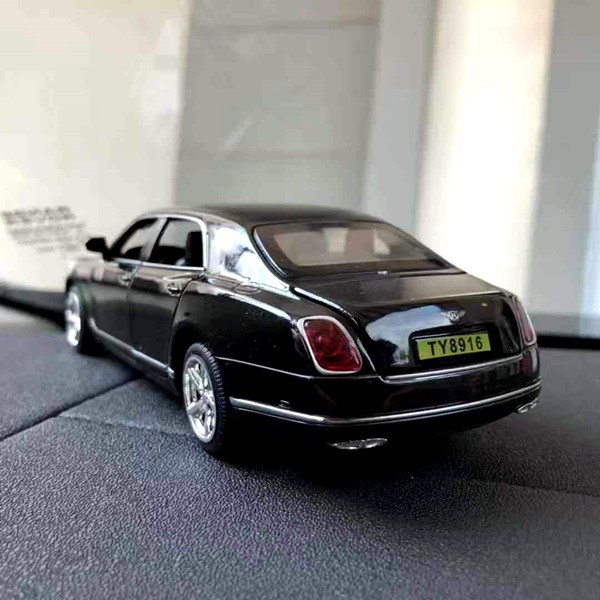 Pajangan BENTLEY MULSANNE Diecast Miniatur Parfum Parfume Pewangi Mobil