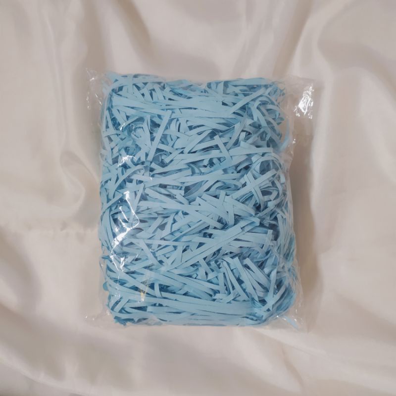 Shredded Paper 250 gr Kertas Cacah Potongan Kecil Alas Kado Hampers Gift Pengaman Barang Pecah Belah