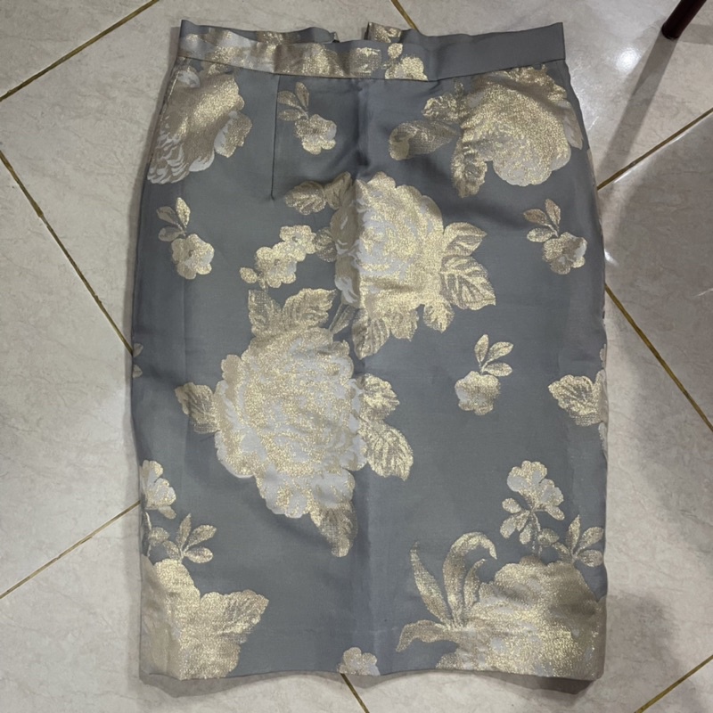 Preloved - Rok songket