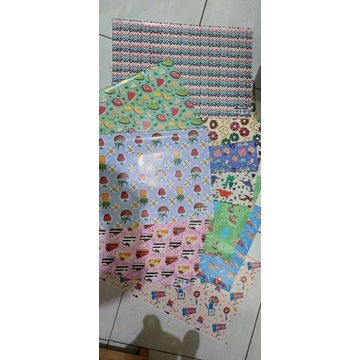 

Kertas Kado Free Ucapan