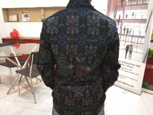 Kemeja Batik Songket Panjang Pria Cowo Kerja Kantor Ungu