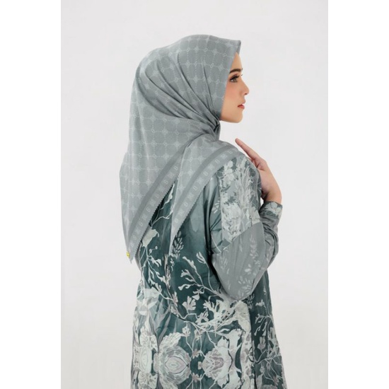 XANADU SCARF BUTTONSCARVESXRIAMIRANDA RIA MIRANDA BUTTON SCARVES