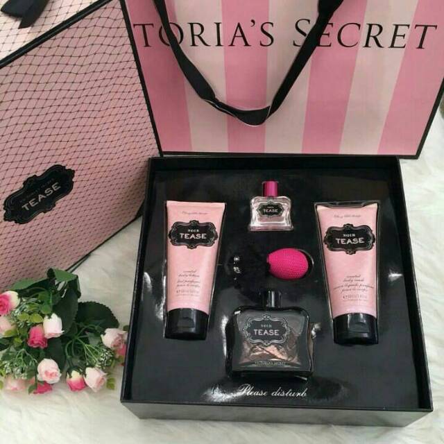 VICTORIA SECRET TEASE GIFT SET ORIGINAL