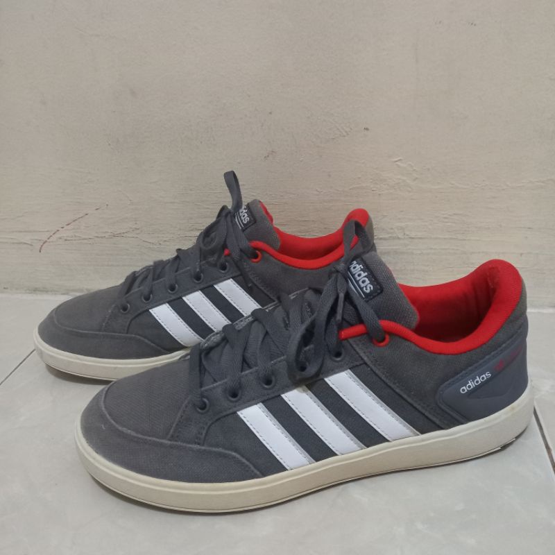 sepatu adidas second brand