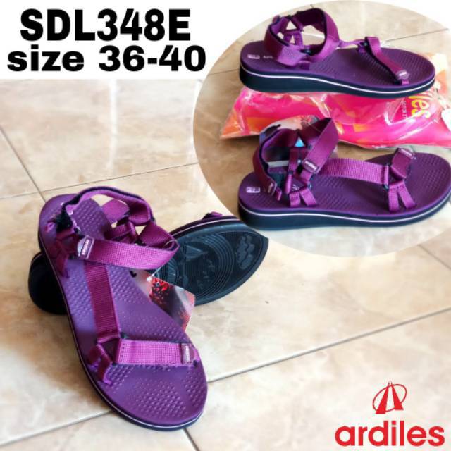 Sandal Gunung Ardiles Wanita Terbaru Koleksi Rina Sandal Gunung Ardiles Wanita Terbaru Koleksi Rina