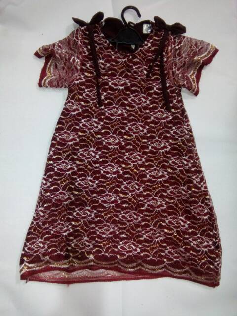 Dress anak bahan brokat