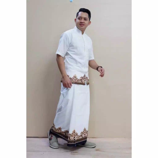 Batik Solo Modern Motif Tumpal Putih Setelan Sarung Dan Koko(full Furing)