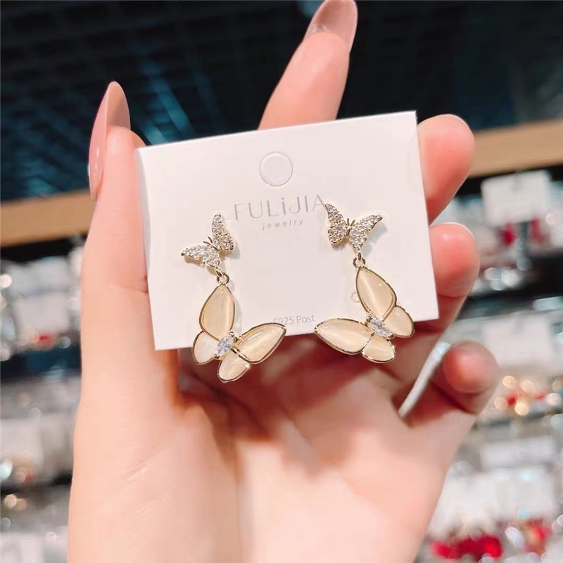 Anting Desain Kupu-Kupu Aksen Berlian Imitasi Gaya Korea