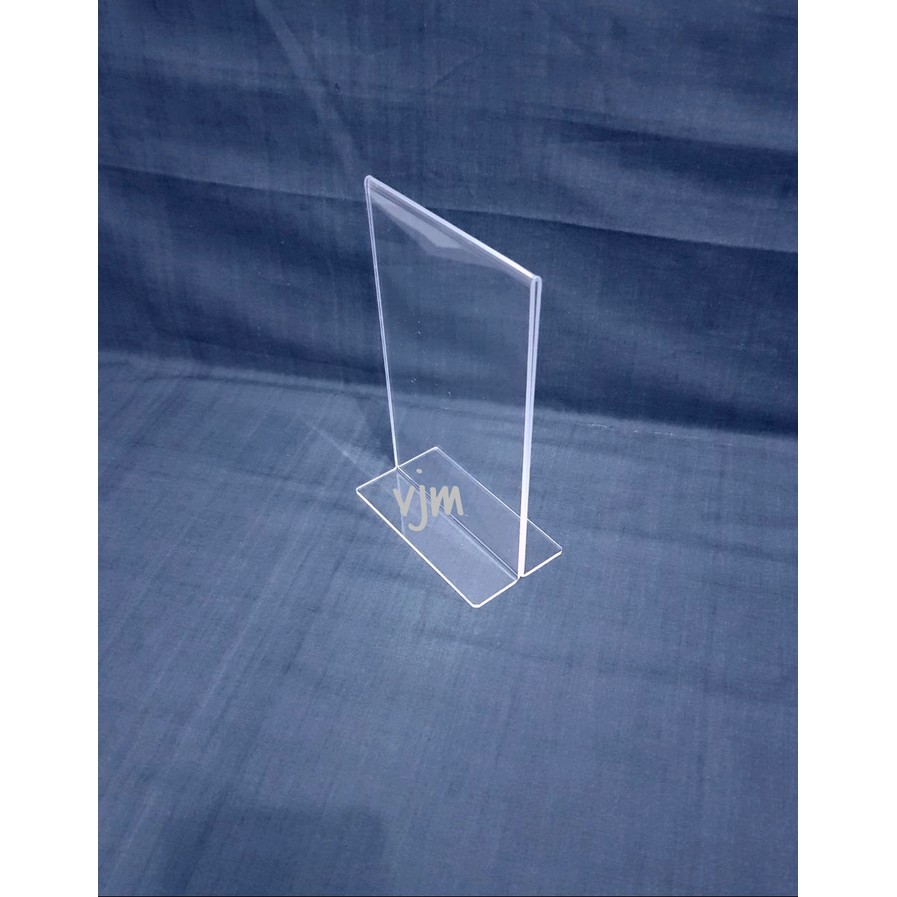 

Acrylic Stand POP 2mm (11 x 17cm)