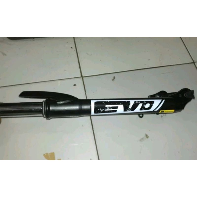 fork sepeda mtb 26 EVO oversize 31.8 disc brake lock hitam