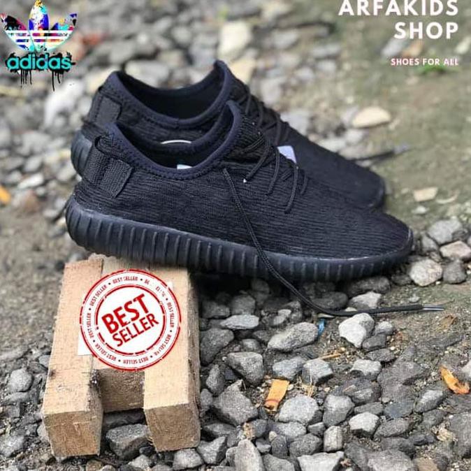 Terlaris Best  Sepatu  Adidas Yezzy Hitam Sepatu  Yzy 