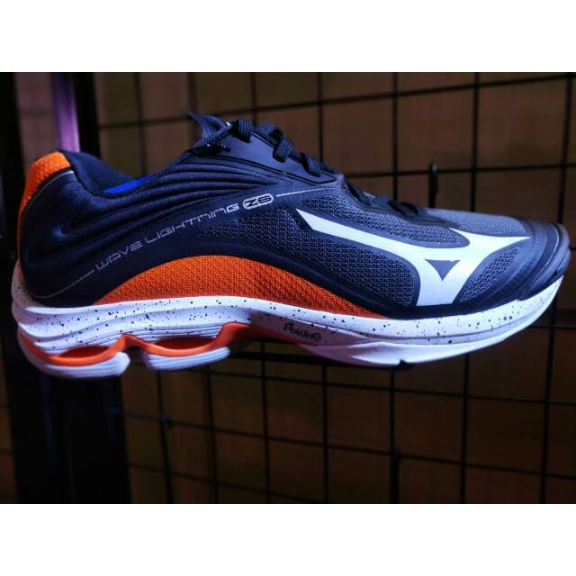 sepatu voli mizuno wlz 6 low