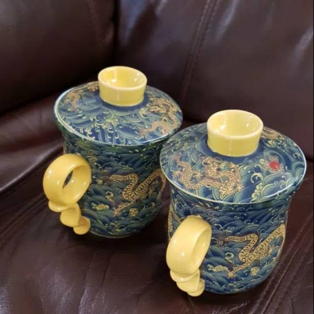 Gelas Raja Ukiran Naga