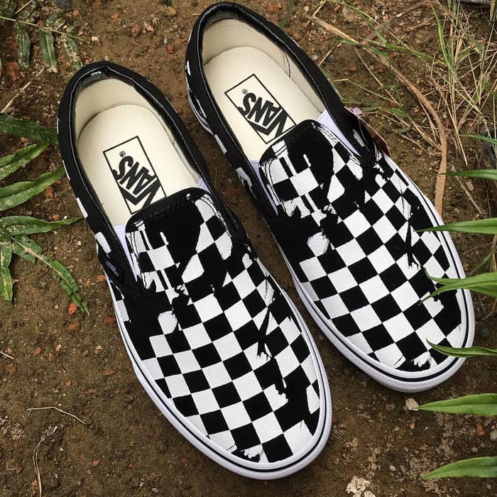vans slip on overprint