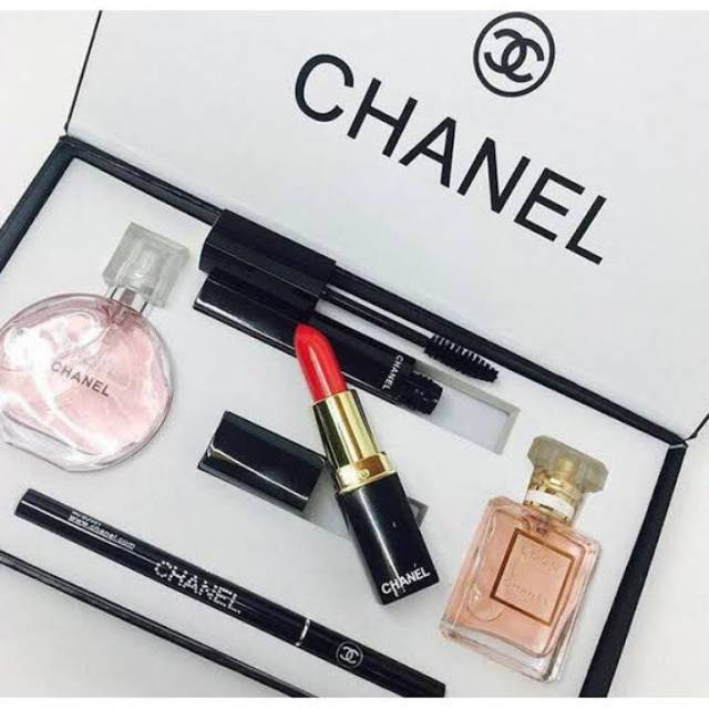 Set makeup chanel 5 In 1
