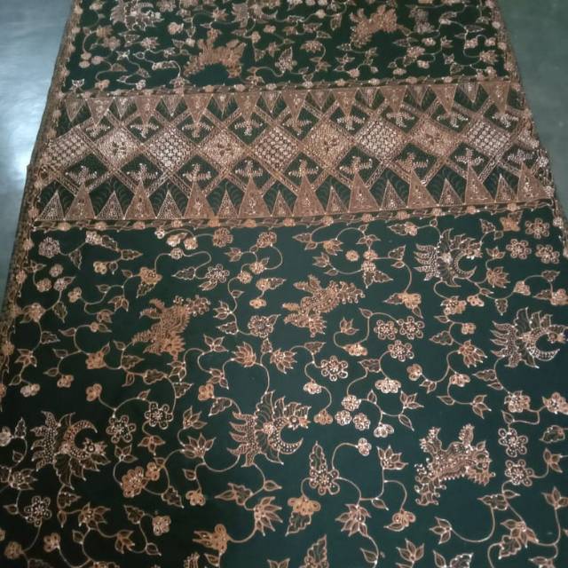 Sarung BKL Batik tulis motif singomengkok