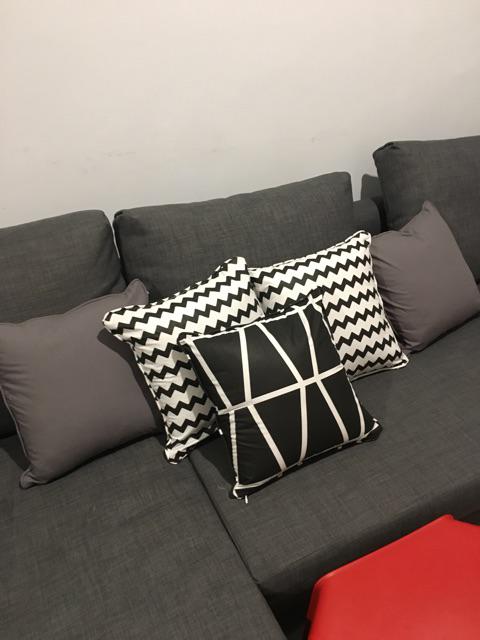 Tipidee - Sarung Bantal Sofa 40x40, Motif S127