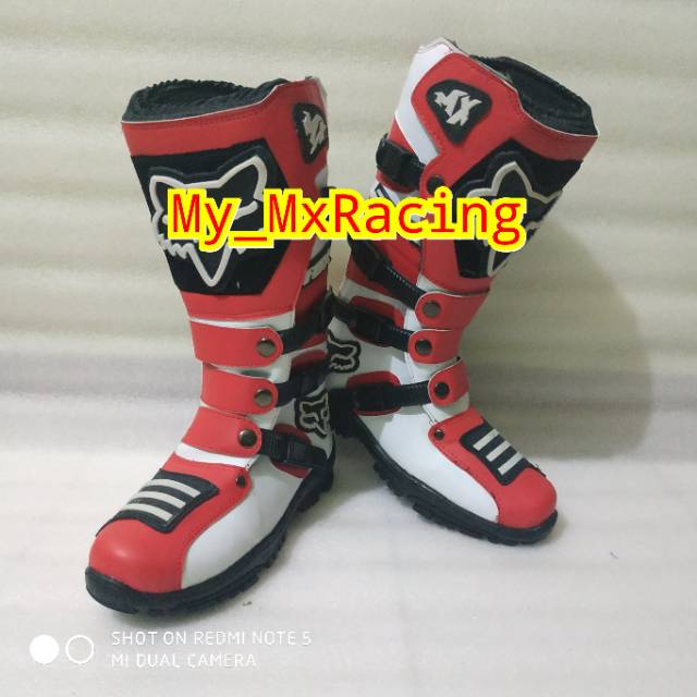 Sepatu cross trail anak kids terlaris dengan motif terbaru