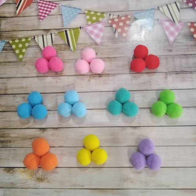 2 CM Pompom Halus 25 pcs  100 pcs