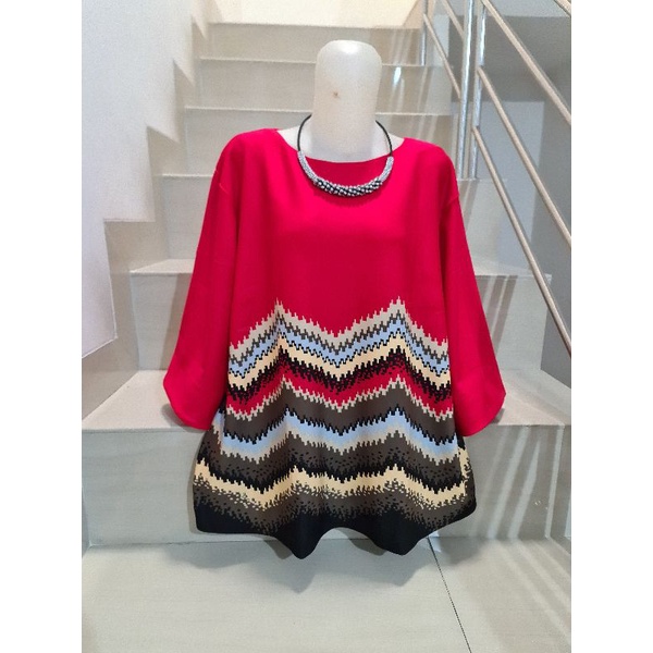 Blouse Scuba Premium Import Jumbo 2XL-3XL-Motif O - Merah