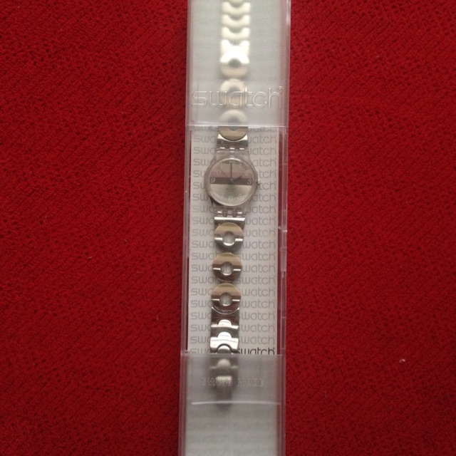 Jam Tangan Wanita "Swatch"