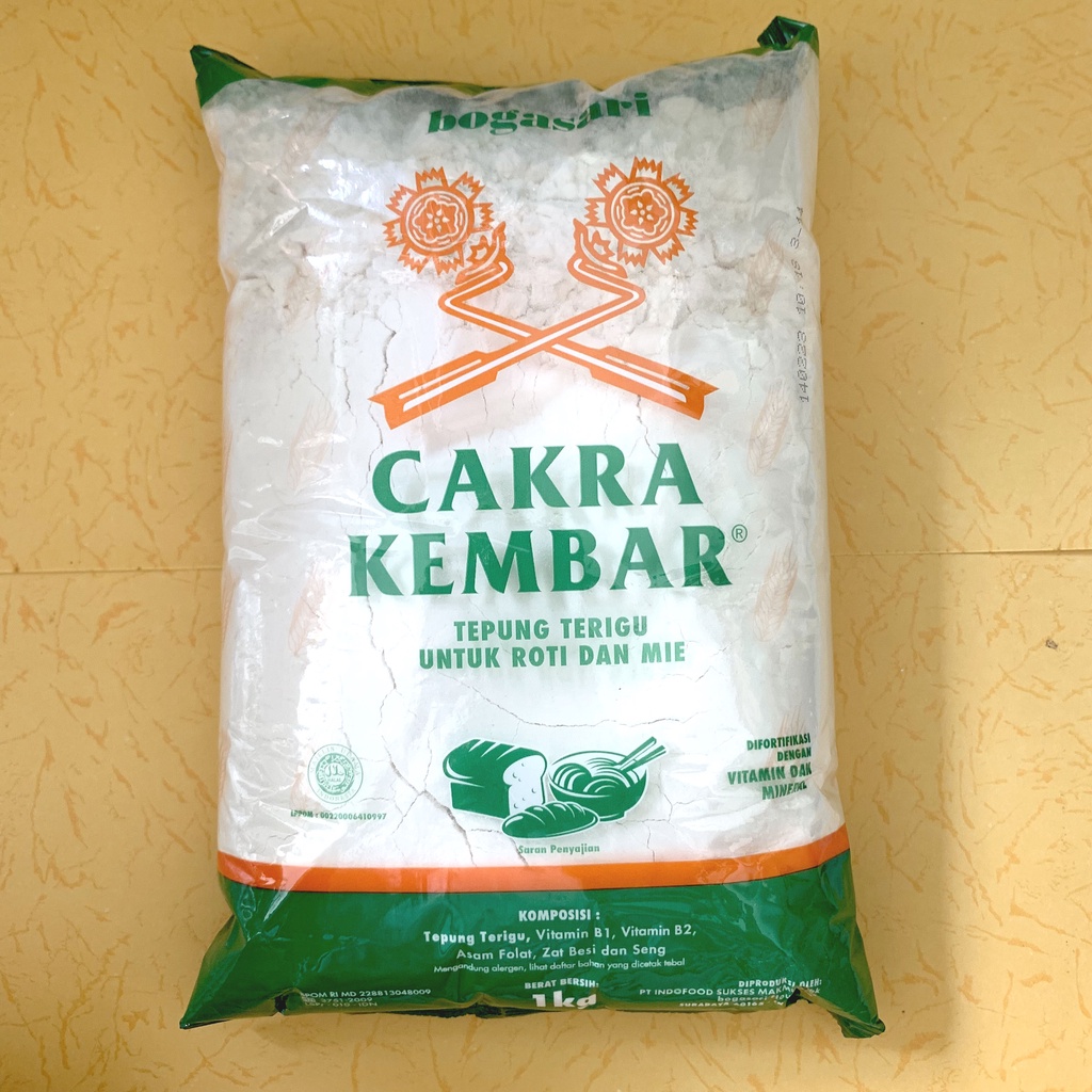 

Tepung Terigu CAKRA KEMBAR BOGASARI 1 kg