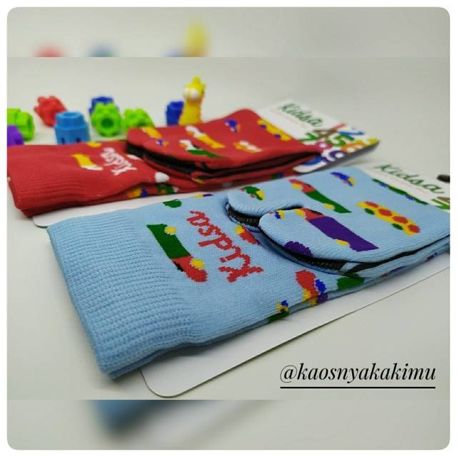 Kaos Kaki Jempol Anak Motif Kidsa Traveli by Kanik