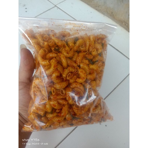 

makroni pedas makroni enak keriuk 500grm
